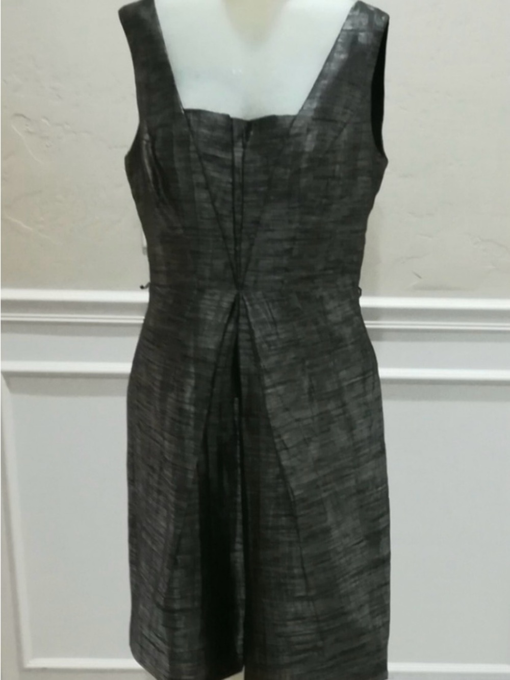 Etcetera Sleeveless Black / Gold Sheath Dress, sz. 4